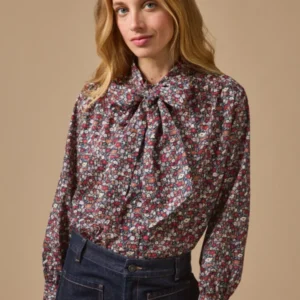 Damenbluse aus Liberty-Stoff Petal&Daisy