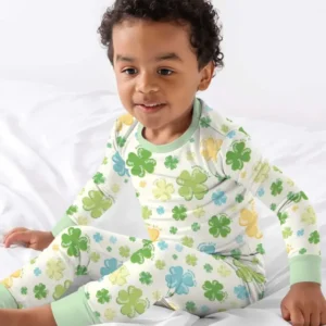 Shamrocks Print St. Patrick's Day Bamboo Two Piece Long Sleeve Pajama Set