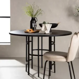Esstisch Orana - im runden, skandinavisch inspirierten Design