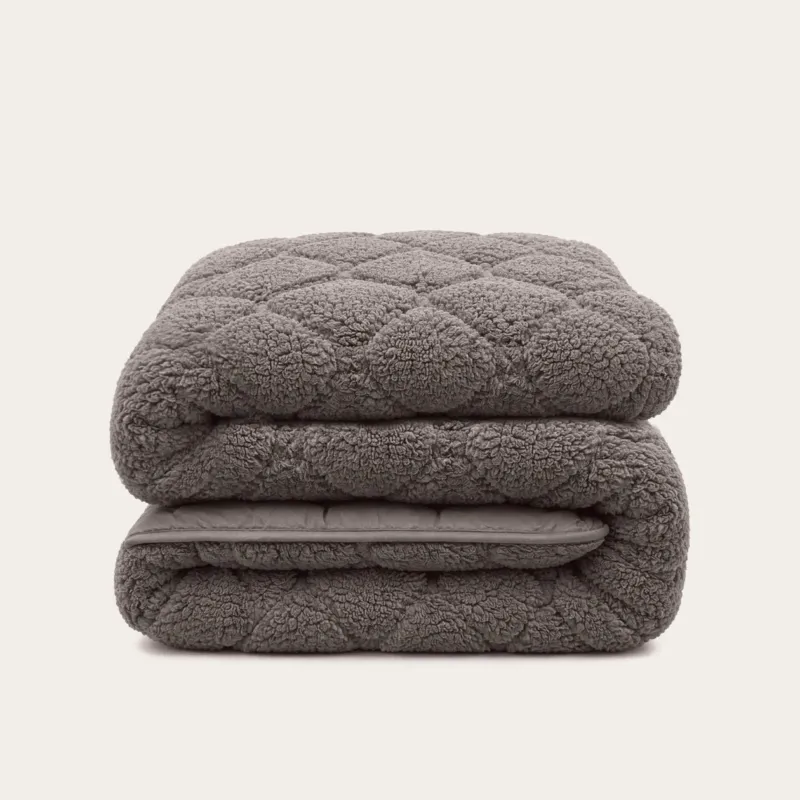 HappyBed Dekbed Teddy Anthracite zacht en luchtig voor het hele jaar geschikt