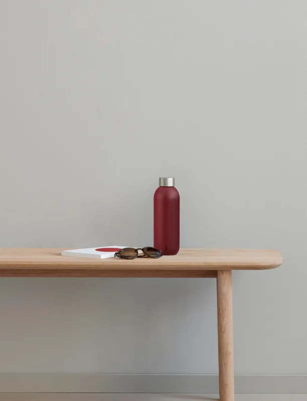 Stelton 355 31 Keepcool Double Steel Drinking Bottle 0,6L Soft Cherry Red Lifestylejpg
